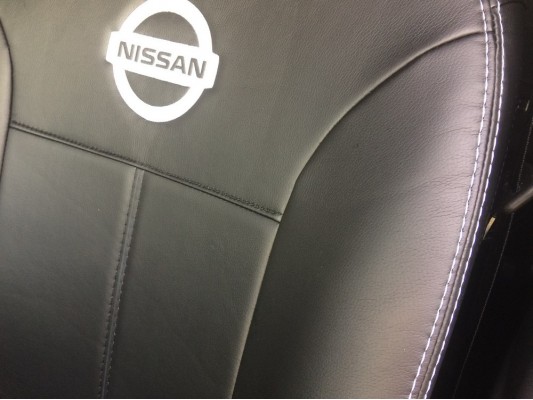 Авточехлы на Nissan Terrano Авточехлы на Nissan Terrano