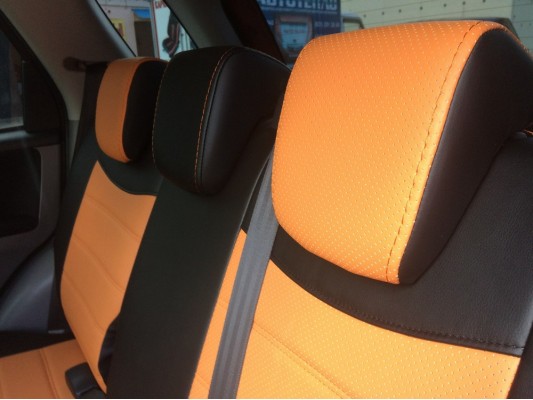 Авточехлы на Suzuki SX4 Авточехлы на Suzuki SX4