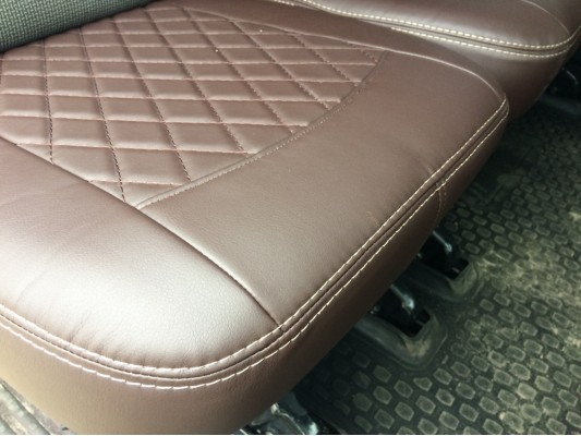 Авточехлы на Volkswagen Caravelle T5 Авточехлы на Volkswagen Caravelle T5